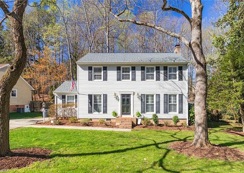 1st image of 4409 Forest Walk Dr
