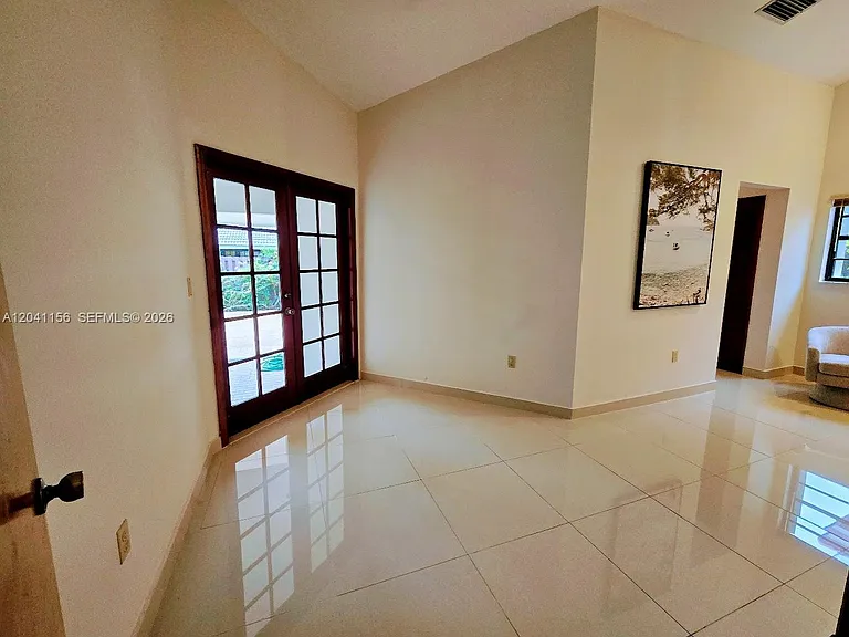 15630 SW 46th Ter — Photo 36
