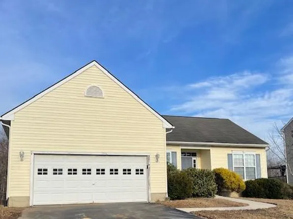 93 Chippenham Ln, Dover, DE 19904