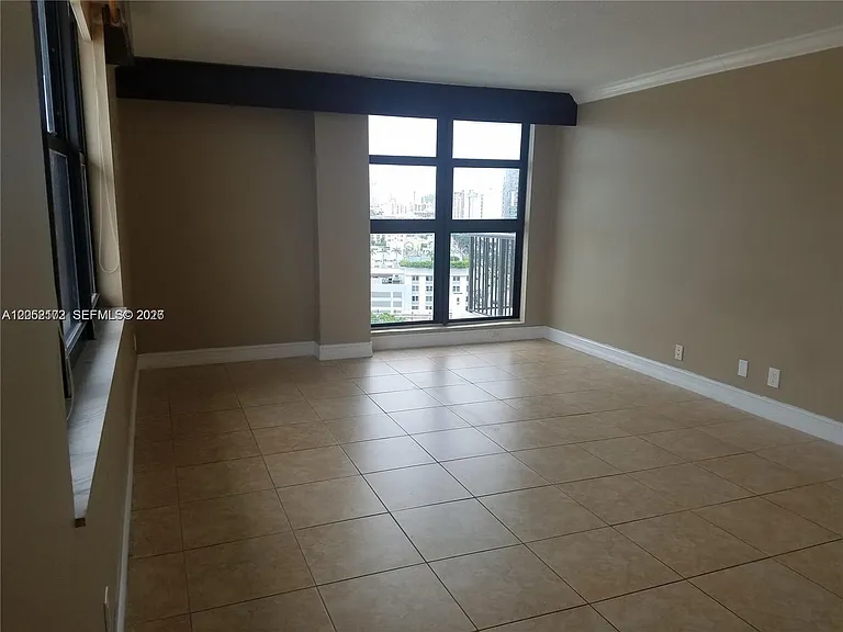 1800 Collins Ave #17A — Photo 6