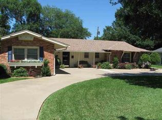 2107 Collins Dr, Waco, TX 76710