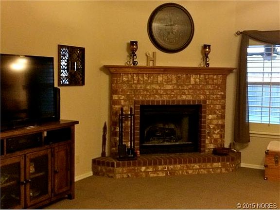 4th image of 1053 E 132nd Pl