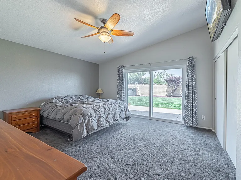 6331 Azalea Dr — Photo 2