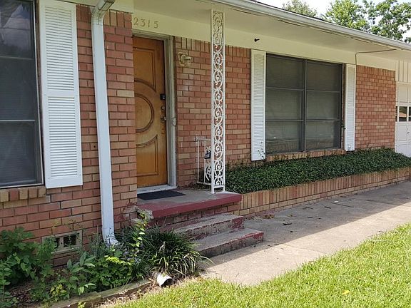 2nd image of 2315 Kelly Lynn Ln