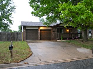 258 N James St, Haysville, KS 67060