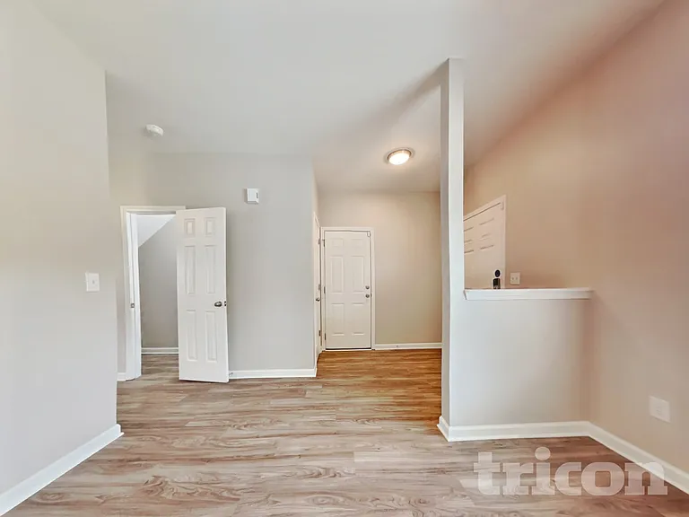 2048 Lauren Woods Dr — Photo 5