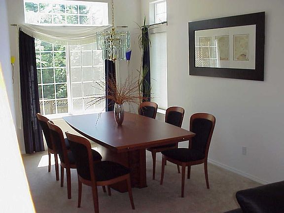 Formal dining 1