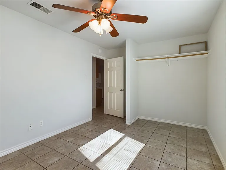 1906 Finfeather Rd #D — Photo 24