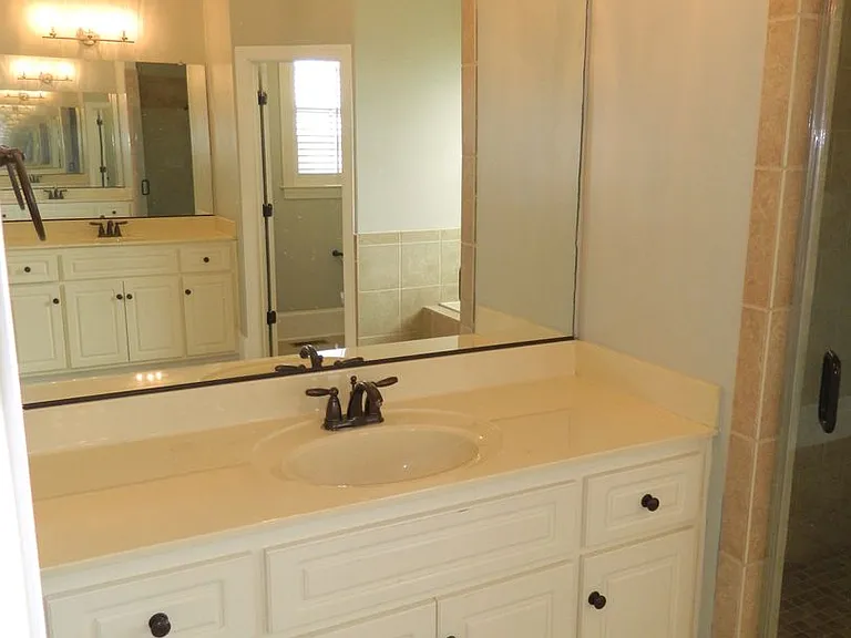 4108 Dewaal St — Photo 31