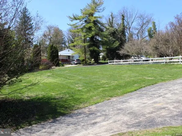 E Matsonford Rd, Conshohocken, PA 19428