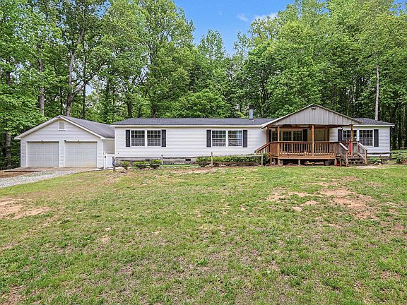 2nd image of 2822 Carver Rd