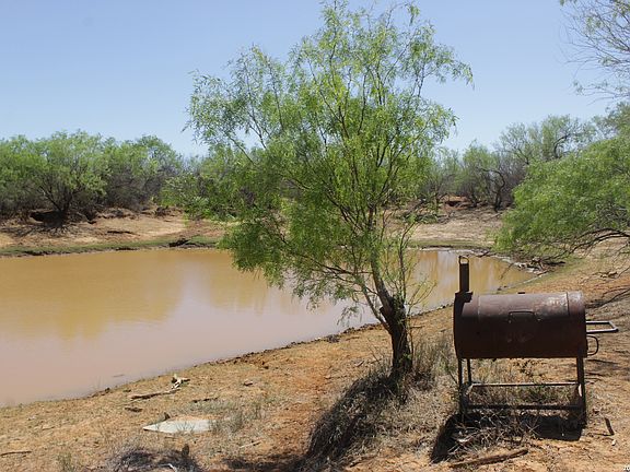 5th image of 200 Rogers Ranch Road