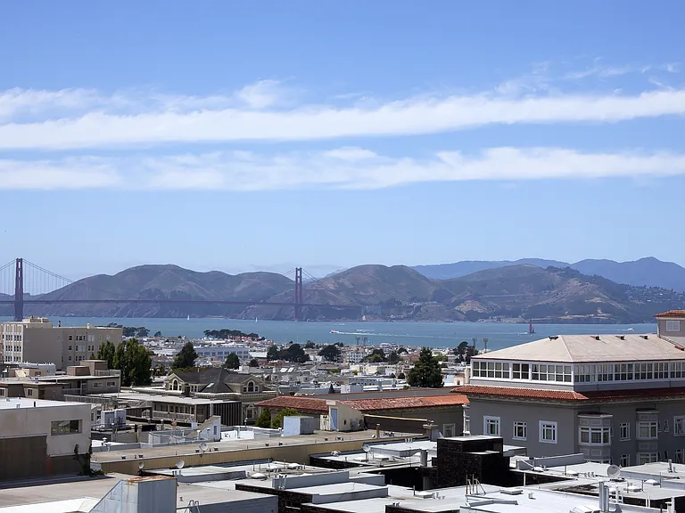 Pacific Terrace — Photo 19