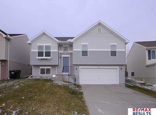 5865 S 193rd Ave, Omaha, NE 68135