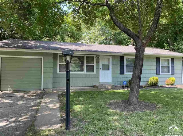 1626 W 20th Ter, Lawrence, KS 66046