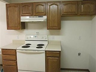 4th image of 22 Robinwood Ct