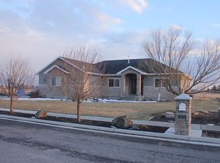 690 E 300 N, Tremonton, UT 84337