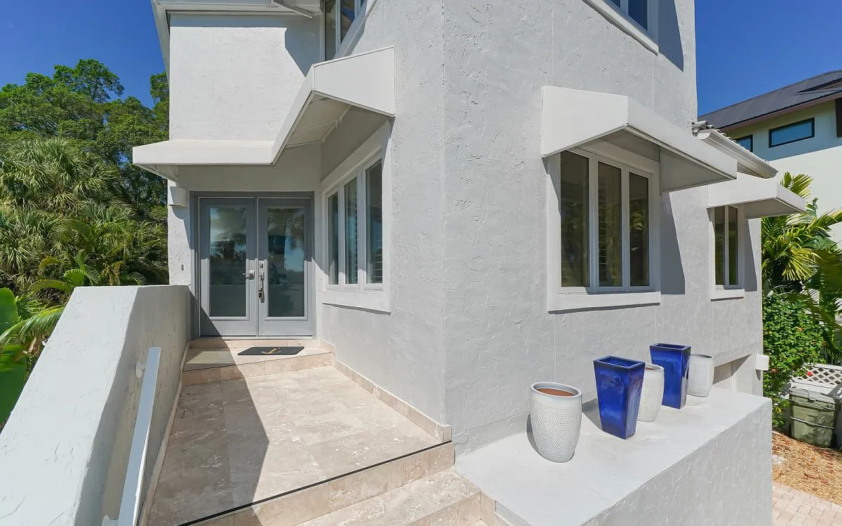 228 Van Buren Dr — Photo 3