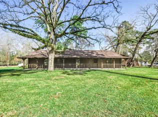 12049 Clark Ln, Conroe, TX 77385