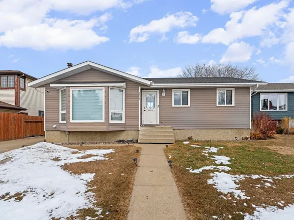 5418 17a Ave NW, Edmonton, AB T6L 1L2