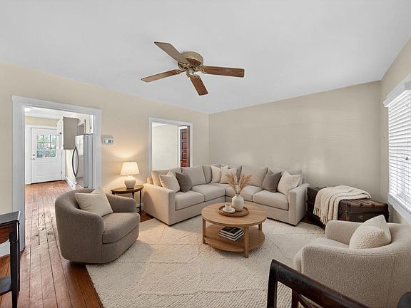 5th image of 2118 Biddle St