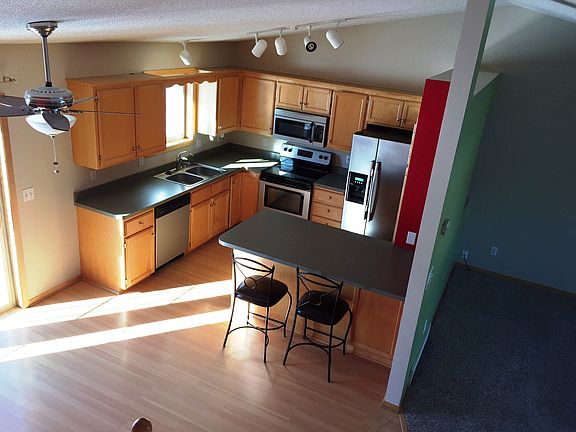 2432 - kitchen birds eye_02192016