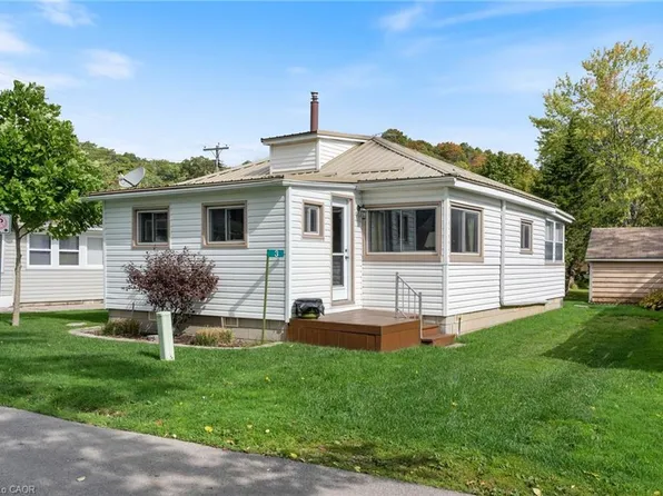 3 Harold St, Norfolk County, ON N0E 1T0