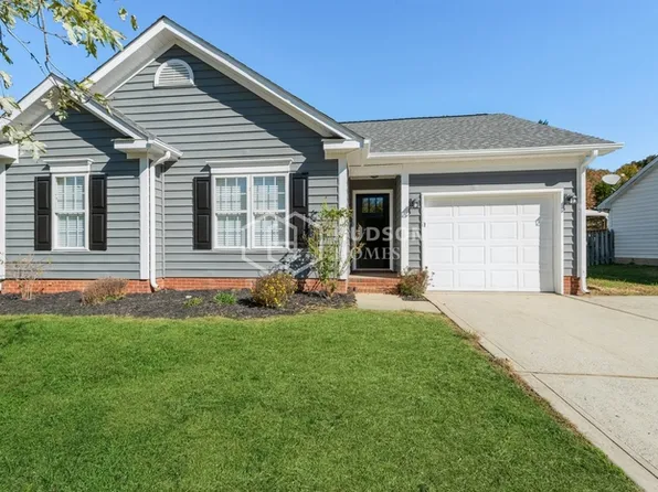 9314 Broken Pine Ln, Charlotte, NC 28269