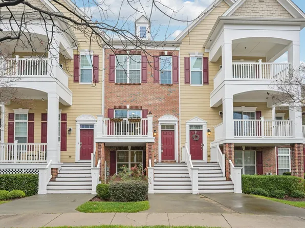 10510 Sablewood Dr Unit 113, Raleigh, NC 27617