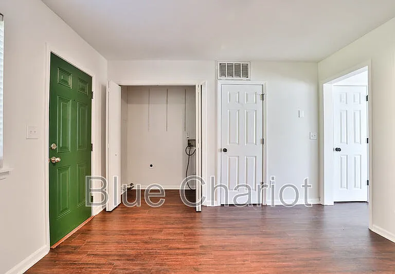 1000 Fargo St #E3 — Photo 14