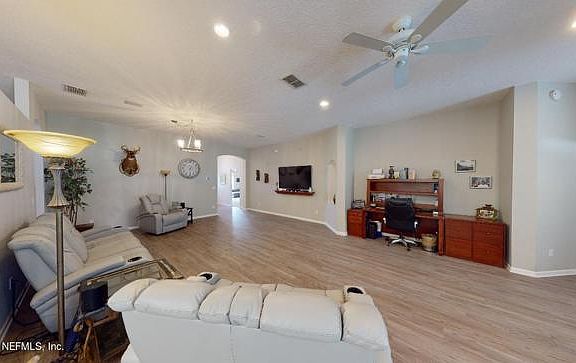 5th image of 1371R Samantha Cir E
