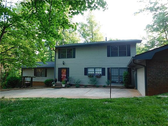 4th image of 6330 Baldwood Dr