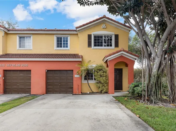 10320 SW 18th St, Hollywood, FL 33025