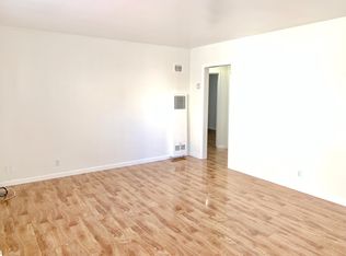 6537 Woodley Ave APT A, Van Nuys, CA 91406