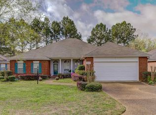 207 Twin Lks S, Clinton, MS 39056