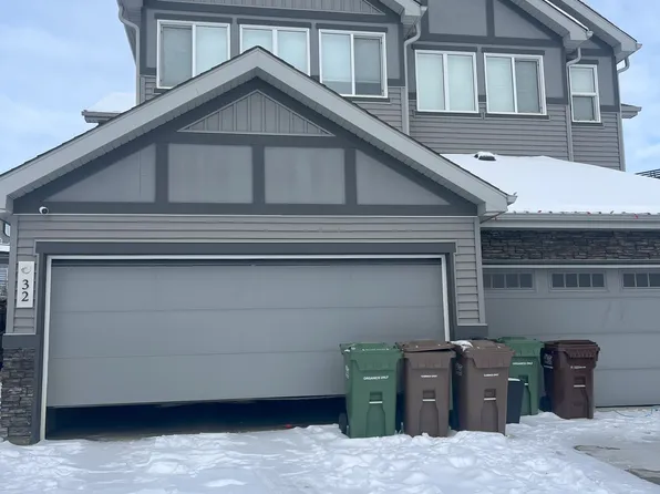 32 Juneau Way, Saint Albert, AB T8N 7V7