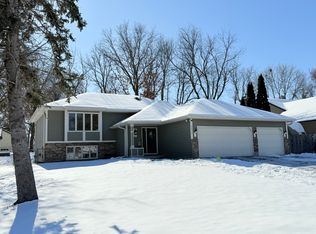 1212 107th Ln NE, Blaine, MN 55434