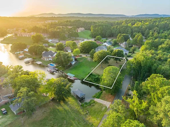 Xx Four Oaks Ln, Hot Springs National Park, AR 71901