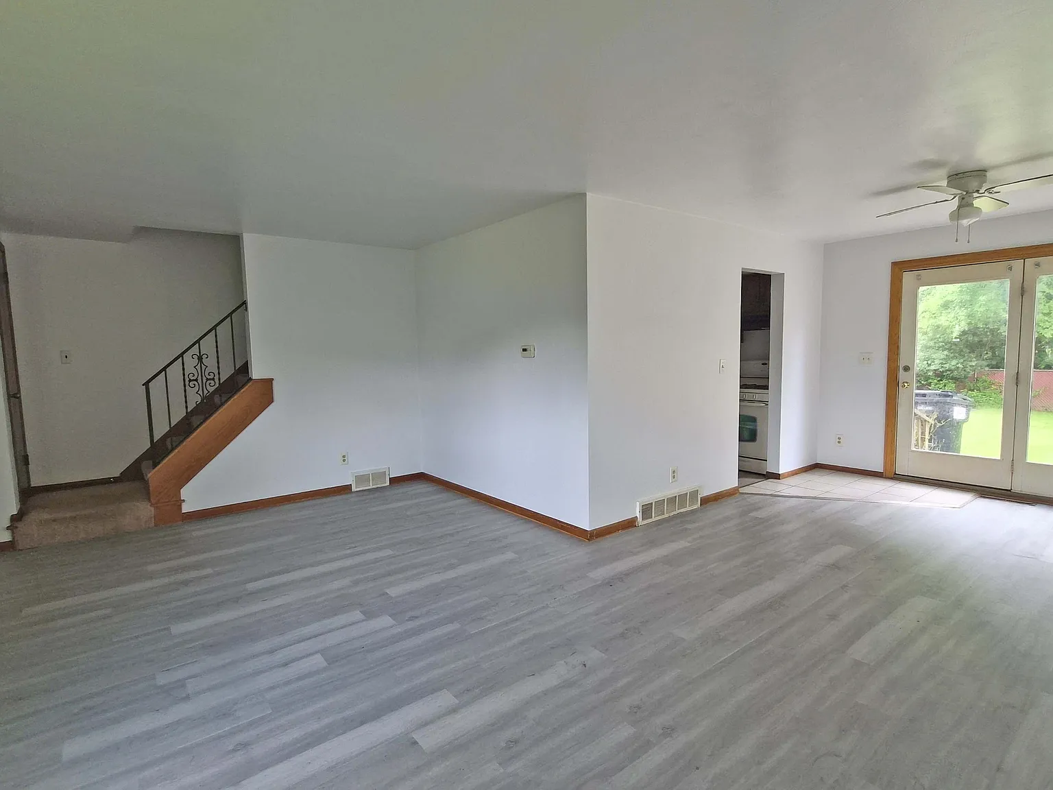 South Schenley Avenue 3972 - 3974 - 397 — Photo 1
