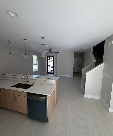 2610 Woodbury St #102 — Photo 6