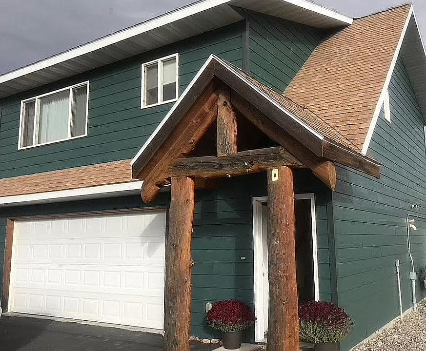 1st image of 121 Gravel Hollow Dr