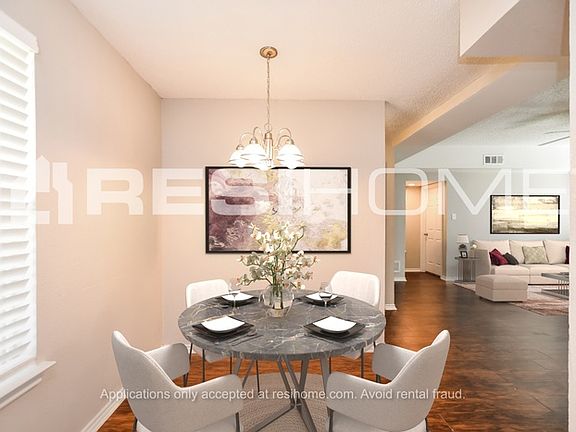 5th image of 218 California Dr