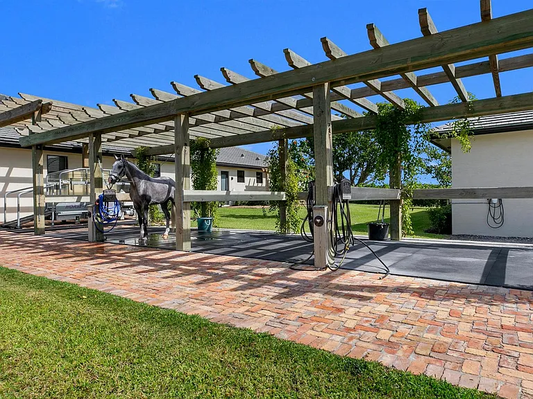 14710 Palm Beach Point Blvd — Photo 17