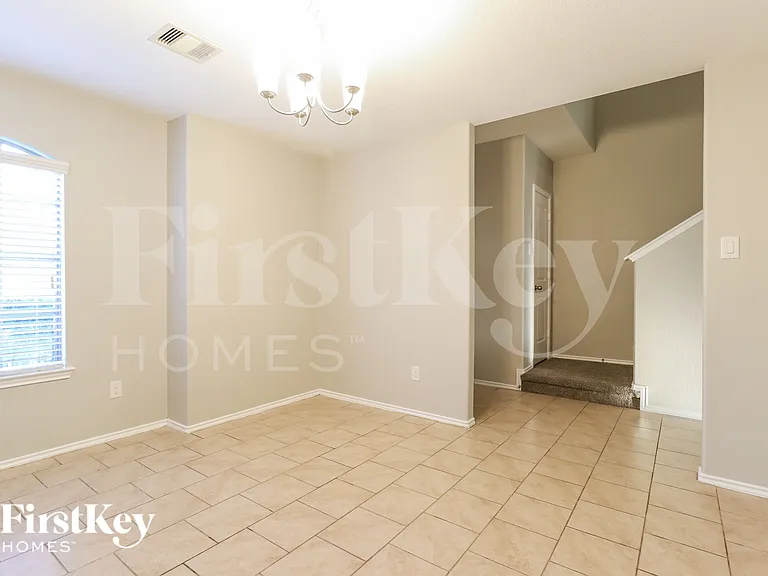 21699 Horseshoe Dr — Photo 5
