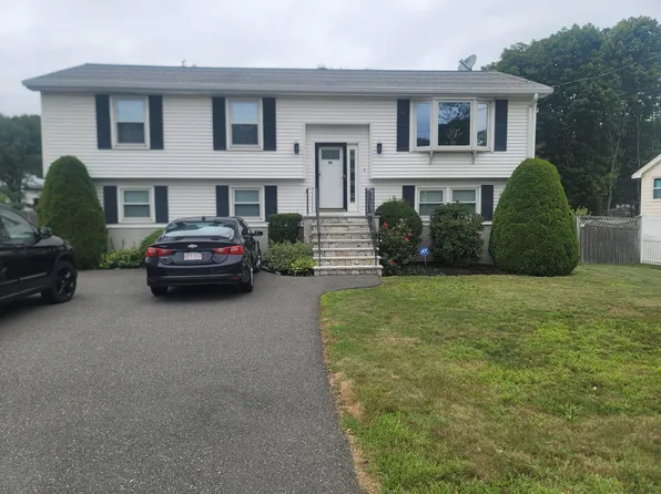 90 Lynn Fells Pkwy, Saugus, MA 01906
