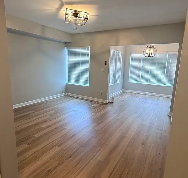 6110 S Saint Lawrence Ave #1 — Photo 2