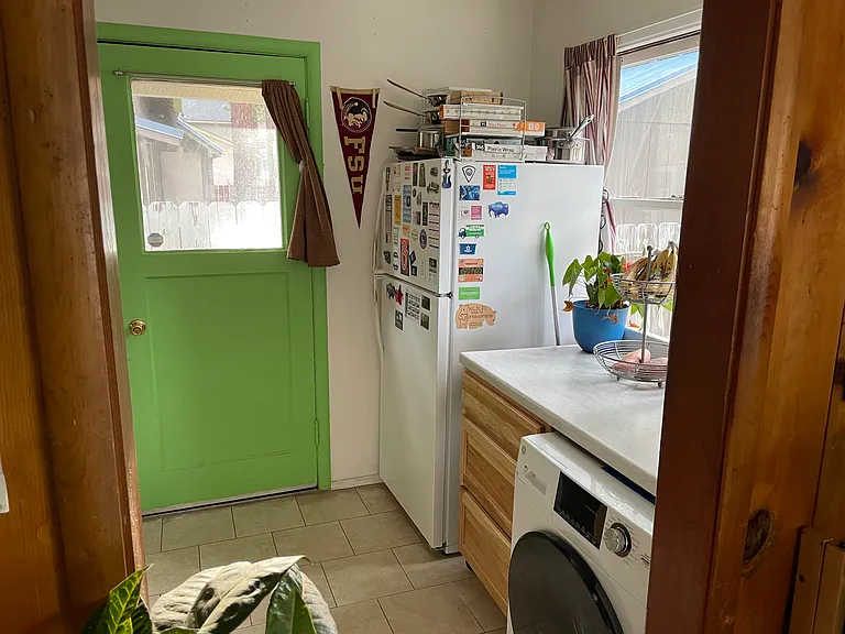 3100 Berkeley Ave #B — Photo 5