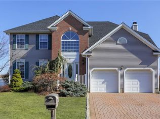 47 Constitution Way, South River, NJ
