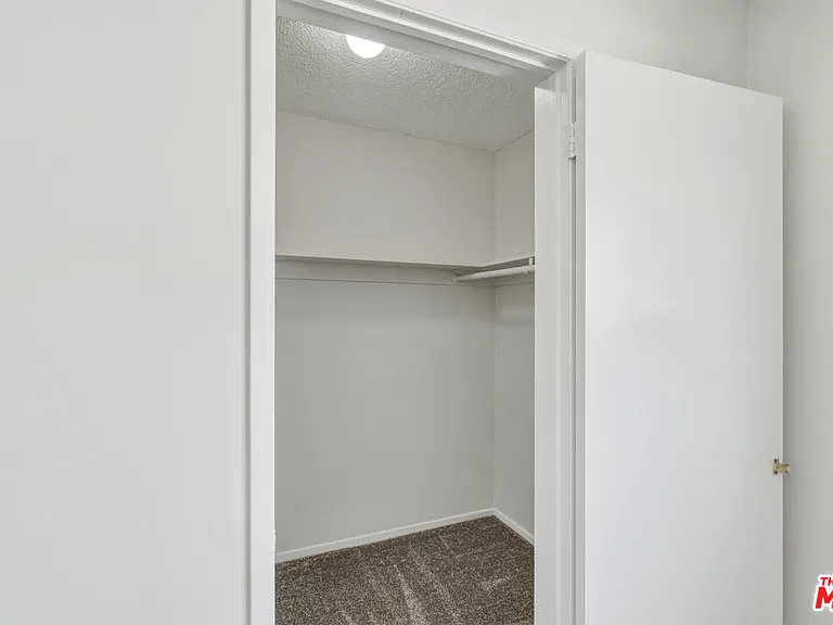 1330 Yale St #2 — Photo 23