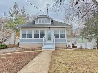 1508 Riverside Ave, St Charles, IL 60174